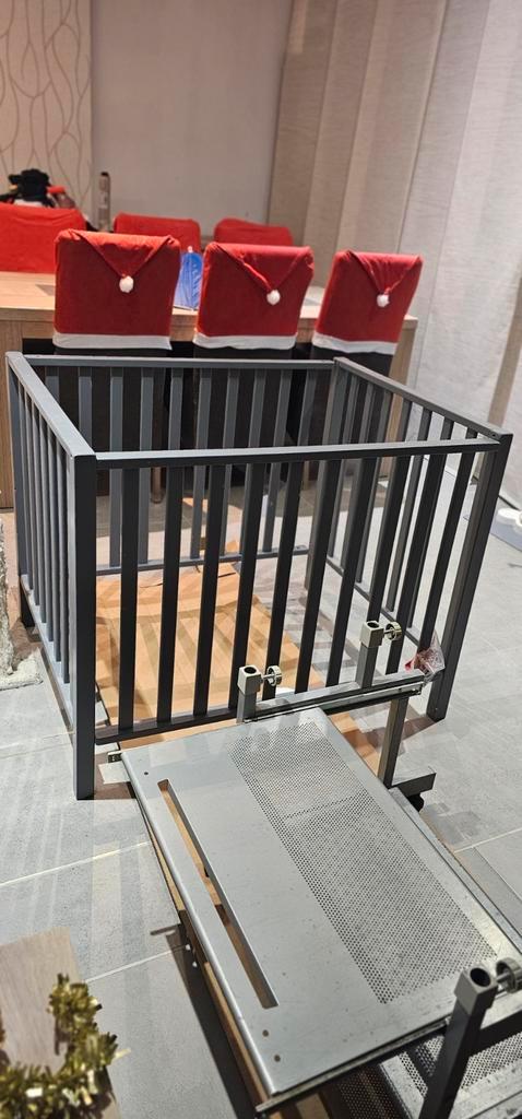 Pericles PK581 Amy model babybox, Kinderen en Baby's, Babyparken, Rechthoekig, In hoogte verstelbaar, Wieltjes, Ophalen