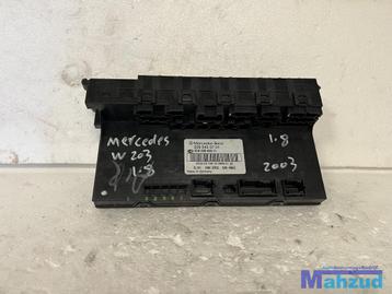 MERCEDES C-KLASSE W203 1.8 Zekeringkast achter 2095450701 beschikbaar voor biedingen