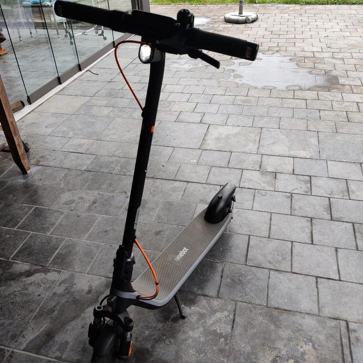 E-step Ninebot E2 plus, Fietsen en Brommers, Steps, Zo goed als nieuw, Elektrische step (E-scooter), Ophalen
