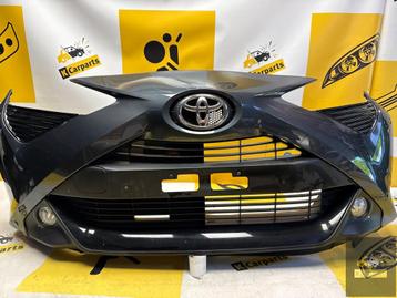Toyota AYGO Voorbumper 2014-2022 521190H140 origineel 1E0 beschikbaar voor biedingen