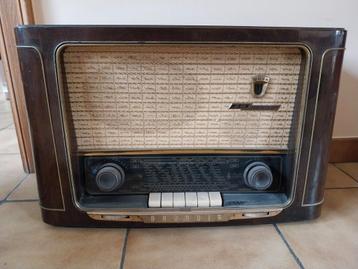 Oude radio Grundig, Audio, Tv en Foto, Ophalen, Gebruikt, Radio