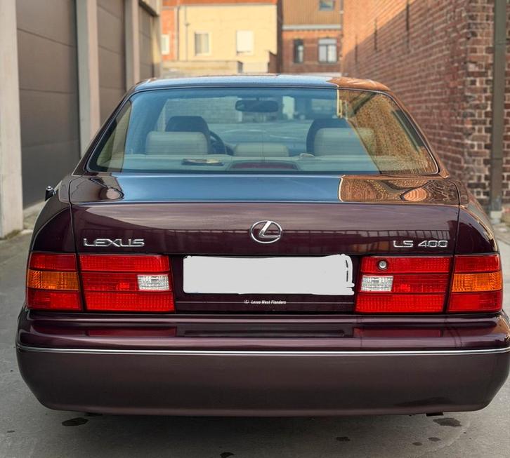 Lexus ls400, Auto's, Lexus, Particulier, IS, Centrale vergrendeling, Benzine, Automaat, Leder, Onderhoudsboekje, Ophalen