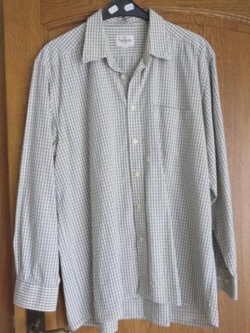 deux chemises pour hommes taille 43/44 100 % coton