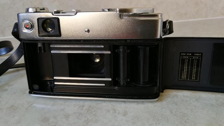 Yasica foto toestel Minister-D 1975, Verzamelen, Foto-apparatuur en Filmapparatuur, Fototoestel, 1960 tot 1980, Ophalen