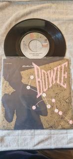 45 t plaat David Bowie "Let's Dance", Ophalen of Verzenden, Gebruikt
