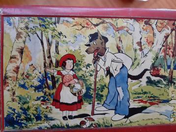 Grote mooie sprookjesdoos Roodkapje en de Wolf  beschikbaar voor biedingen