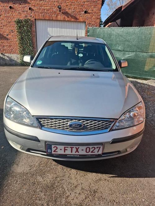 Ford mondeo 1.8 benzine, 96000km!, Auto's, Ford, Particulier, Mondeo, Elektrische ramen, Radio, Benzine, Ophalen