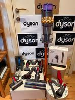 Dyson V15 en parfait état avec tous ses accessoires proche n, Ophalen, Zo goed als nieuw