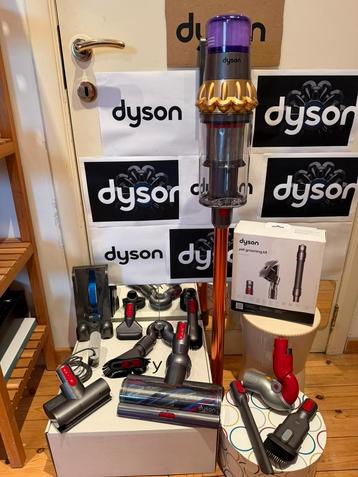 Dyson V15 en parfait état avec tous ses accessoires proche n beschikbaar voor biedingen