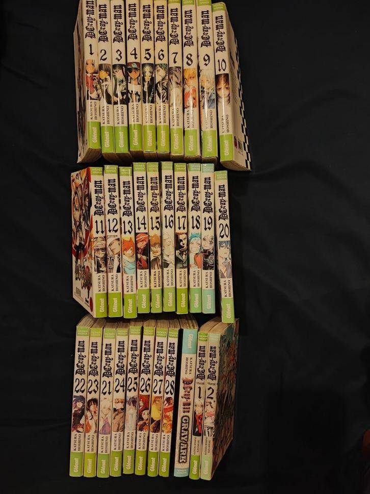 manga D.gray man complet + 3 autre tomes - 31 total, Boeken, Strips | Comics, Zo goed als nieuw, Meerdere comics, Japan (Manga)