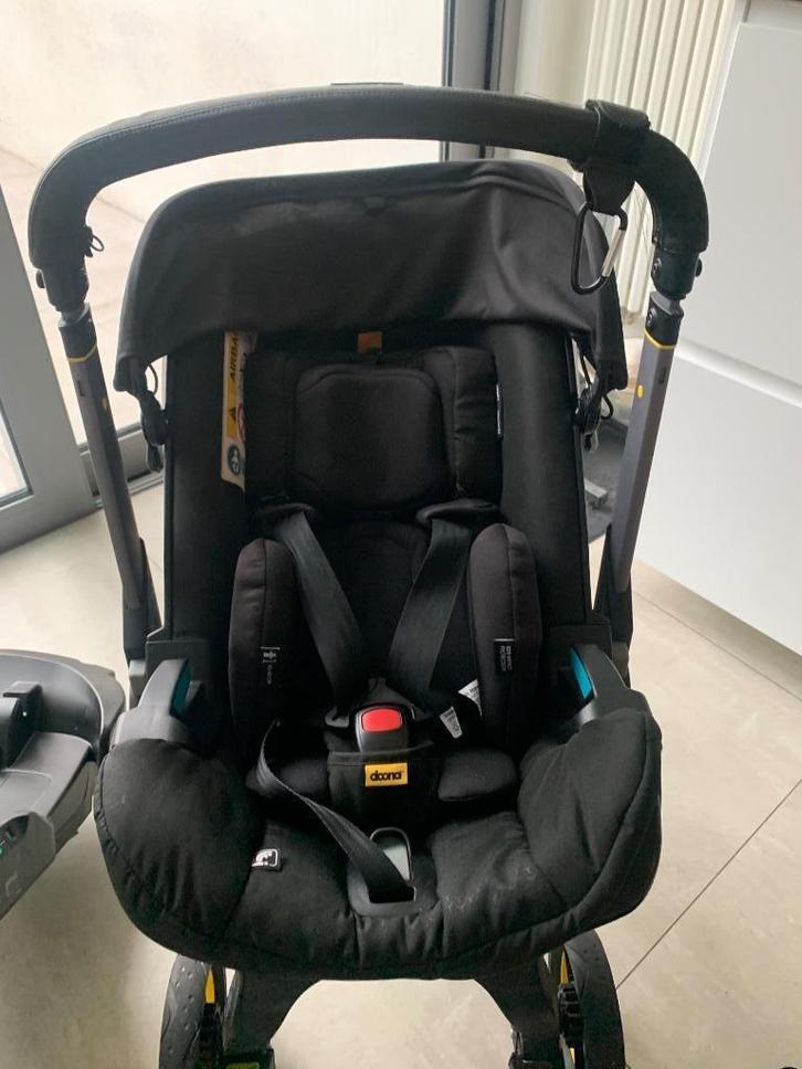 Doona i + accessoires, Kinderen en Baby's, Kinderwagens en Combinaties, Gebruikt, Combiwagen, Overige merken, Met autostoeltje