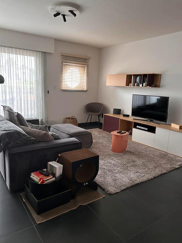 Instapklaar gemeubeld duplex met terras, parking, Immo, Appartements & Studios à louer, Bruxelles