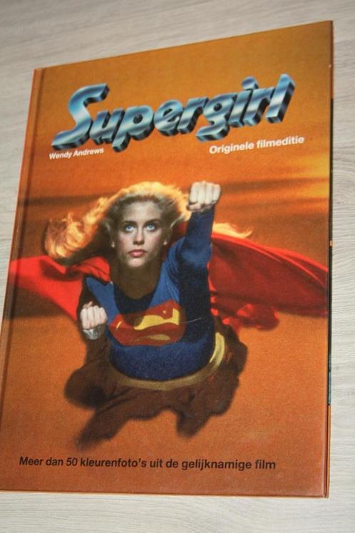 Supergirl Originele Filmeditie HC Boek , 1984, Collections, Cinéma & Télévision, Comme neuf, Film, Enlèvement ou Envoi