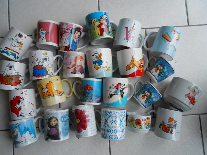 mug enfant : Disney Cubitus licorne Aldi Bd télétubbies 3e/P, Maison & Meubles, Cuisine | Vaisselle, Comme neuf, Tasse(s) et/ou soucoupe(s)