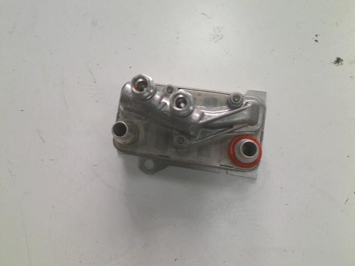 OLIEKOELER Mercedes-Benz C (W205) (A0995001900), Auto-onderdelen, Airco en Verwarming, Mercedes-Benz, Gebruikt
