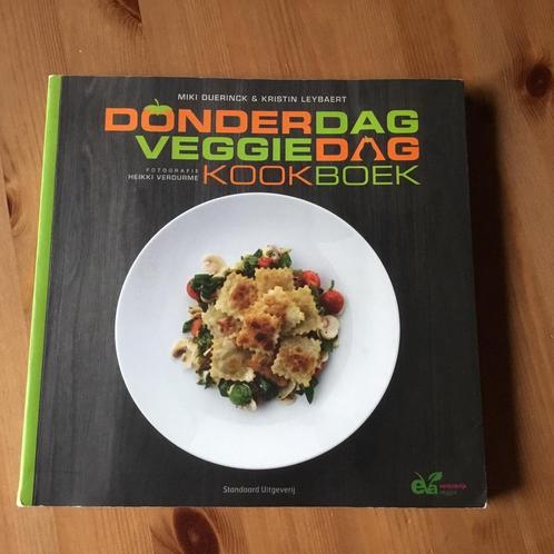 Miki Duerinck - Donderdag Veggiedag, Livres, Livres de cuisine, Comme neuf, Plat principal, Végétarien, Enlèvement ou Envoi