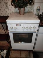 gratis elektrisch fornuis met oven, Ophalen, Gebruikt, 4 kookzones, Vrijstaand