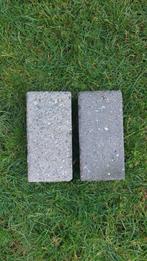 +/- 400 rechthoekige betonnen klinkers 11x22x7 cm (ca. 10m²), Ophalen, Gebruikt, Klinkers, 10 m² of meer