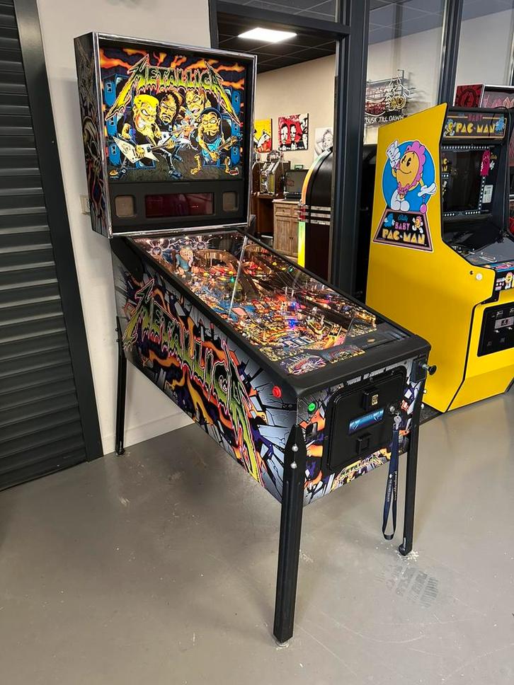 Flipperkast Stern Metallica Pinball, Verzamelen, Automaten | Flipperkasten, Zo goed als nieuw, Dot-matrix, Flipperkast, Stern