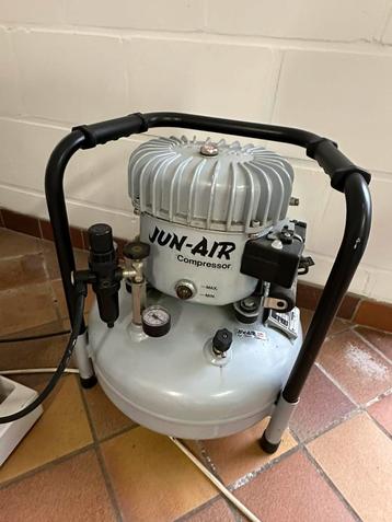 Jun-Air Compressor  beschikbaar voor biedingen