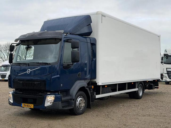 Volvo FL FL240.12 EURO6. 11-2021 (bj 2021), Auto's, Vrachtwagens, Volvo, Diesel, Euro 6, Automaat, Achterwielaandrijving, BTW verrekenbaar