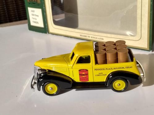 Modèle de voiture Days Gone/Lledo- 1:50 —Chevy Pick Up Pennz, Hobby & Loisirs créatifs, Voitures miniatures | 1:50, Neuf, Bus ou Camion