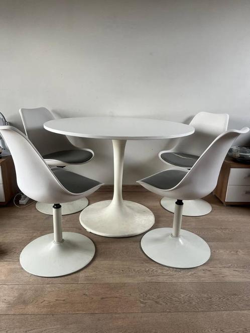 tafel, Huis en Inrichting, Tafels | Eettafels, Gebruikt, 100 tot 150 cm, Vier personen, Rond, Ophalen