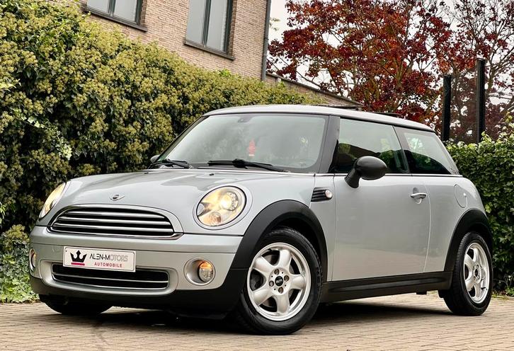 Mini Cooper 1.6i - Garantie - Euro 5, Auto's, Mini, Bedrijf, Cooper, ABS, Airbags, Airconditioning, Alarm, Bluetooth, Bochtverlichting