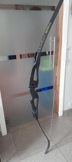Recurve boog als nieuw + 10 gratis pijlen + uitrusting, Ophalen, Zo goed als nieuw, Recurveboog