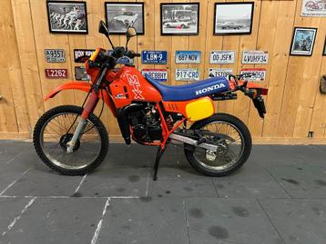 Mooie Honda MTX 50 Automaat 1986 met papieren in goede staat beschikbaar voor biedingen