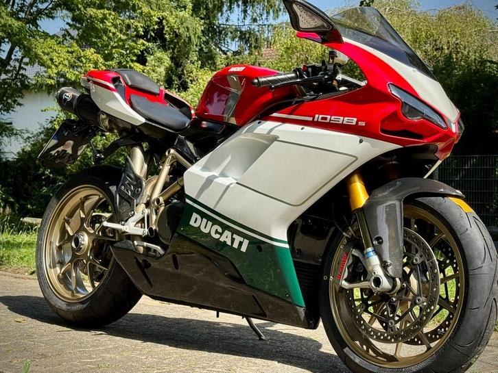 Ducati 1098 S Tricolore, Motoren, Motoren | Ducati, Particulier, Super Sport, meer dan 35 kW, 4 cilinders, Motorrijbewijs A, Sportuitlaat