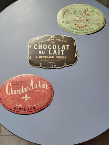 A vendre ces 3 tôles vantant différents chocolats 