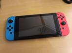 Nintendo Switch + 2 games + etui (+ gratis 128GB SD kaart), Games en Spelcomputers, Spelcomputers | Nintendo Switch, Zo goed als nieuw