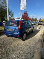 Ford Fiesta benzine gekeurd garantie, Auto's, Voorwielaandrijving, 4 deurs, Zwart, 4 cilinders