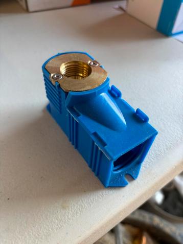 8 x Muurinbouwdoos sanitair met klemkoppeling 16mm   beschikbaar voor biedingen