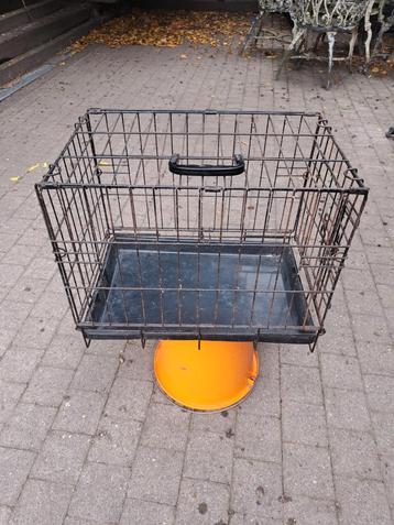 Hondenbench beschikbaar voor biedingen