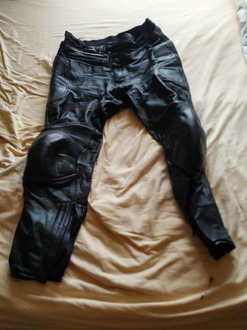 LEDEREN MOTOR BROEK VOOR HEREN  beschikbaar voor biedingen