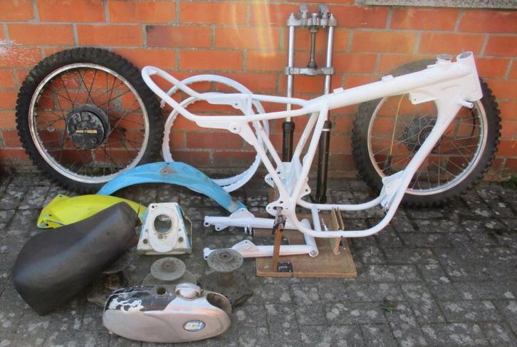 BSA / CCM crossframe  ., Motoren, Onderdelen | Oldtimers, Gebruikt, Ophalen