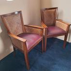 2 houten stoelen met rotan rugleuning, Huis en Inrichting, Ophalen, Gebruikt, Hout, Twee