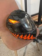 Motorhelm, Motoren, Ophalen, M