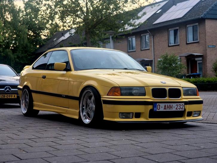 BMW E36 coupé 1994 (oldtimer), Auto's, BMW, Particulier, Coupé, Handgeschakeld, Ophalen