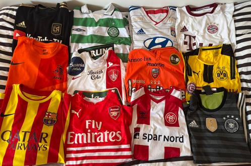 Voetbalshirts te koop!, Sport en Fitness, Voetbal, Zo goed als nieuw, Shirt, Ophalen of Verzenden