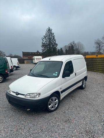 Peugeot partner 1.9D beschikbaar voor biedingen