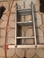 Echelle pliable, Enlèvement, Utilisé, Échelle, 2 à 4 mètres