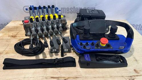 Postcompenserende Walvoil DPX 100 6 functies + Scanreco RC 4, Auto-onderdelen, Vrachtwagen-onderdelen, Overige merken, Overige Auto-onderdelen