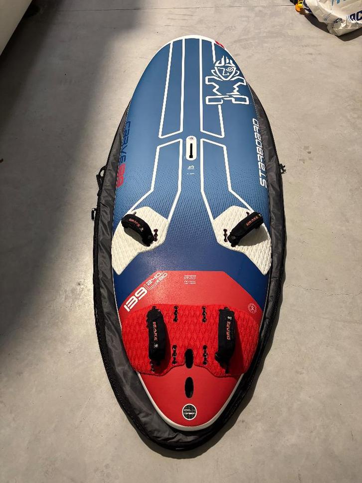 Windsurfplank starboard starlite carbon carve 139, Sports nautiques & Bateaux, Planche à voile, Comme neuf, Planche, Moins de 250 cm