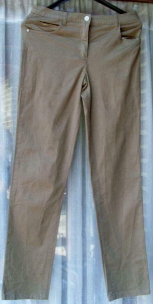 Broek van C&A van Canda comfort fit maat 38, Kleding | Dames, Broeken en Pantalons, Gedragen, Maat 38/40 (M), Bruin, Ophalen of Verzenden