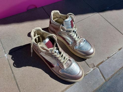 Speakers CKS maat 41, Kleding | Dames, Schoenen, Zo goed als nieuw, Sneakers, Overige kleuren, Ophalen of Verzenden