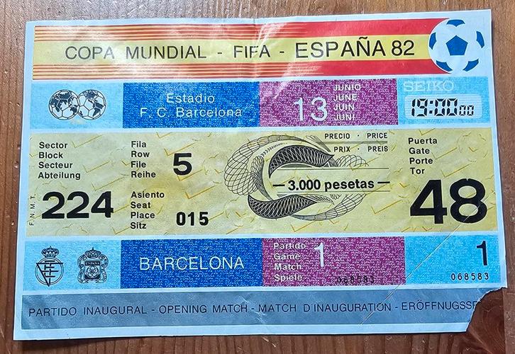 Billet originale Espana 1982 cdm Argentine - Belgique 0-1!, Collections, Articles de Sport & Football, Utilisé, Autres types, Enlèvement ou Envoi