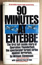 90 minutes at Entebbe - 1976 - William Stevenson (1924–2013), Boeken, Afrika, W. Stevenson (1924–2013), Ophalen of Verzenden, 20e eeuw of later